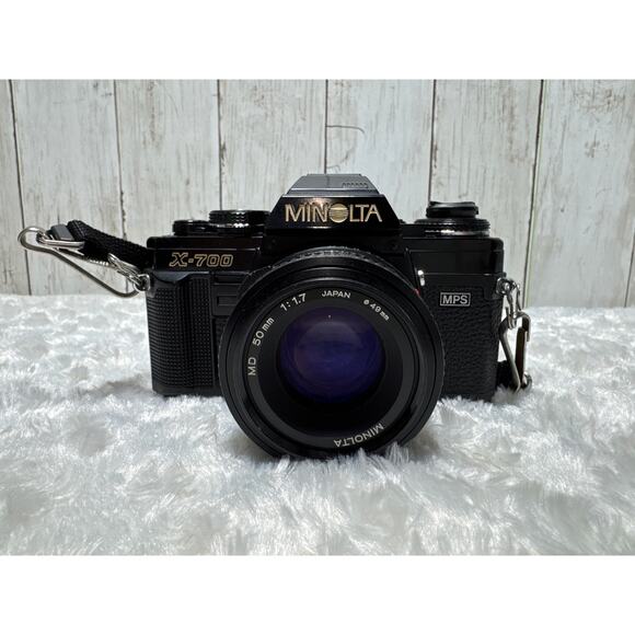 Minolta X-700 35mm SLR Film Camera w/ MD 50mm Lens – Clean
